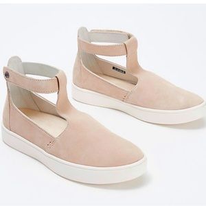 Spenco Orthotic Suede Slip On T-Strap shoes